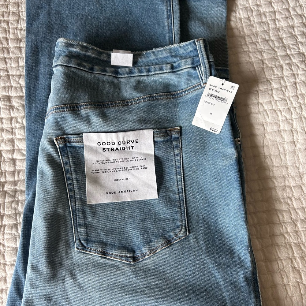Good American Good Curve Straight Jeans Plus Size 22